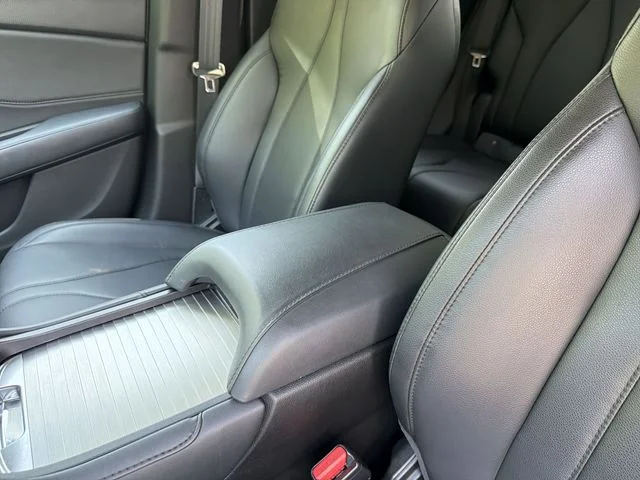 Used 2021  Acura Base image 21