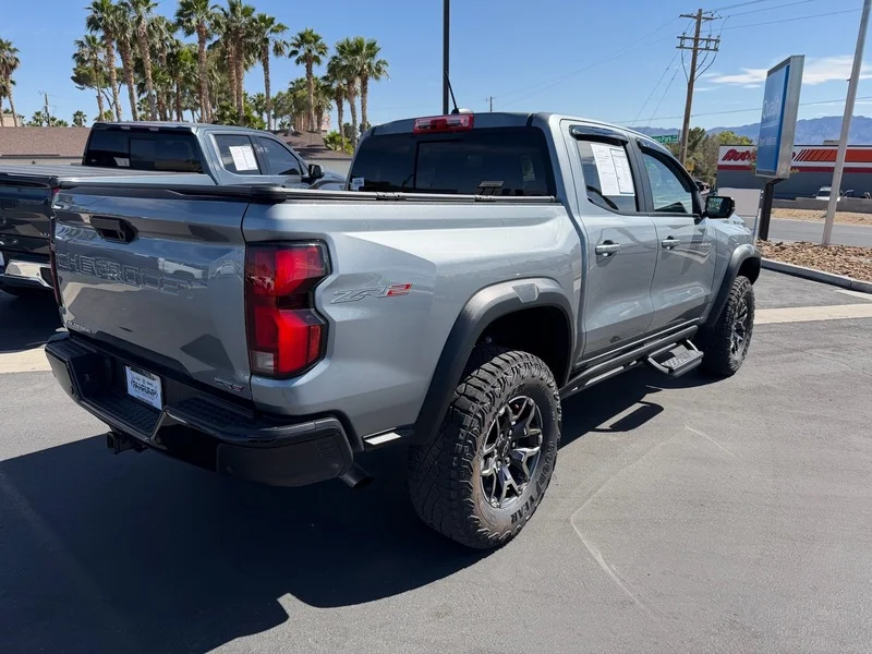 Used 2025 Sterling Gray Metallic Chevrolet ZR2 image 3