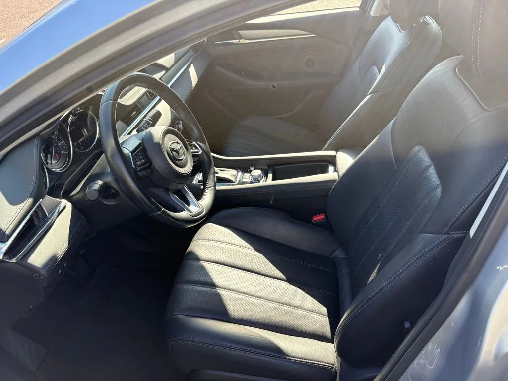 Used 2018 Silver Mazda Touring image 12