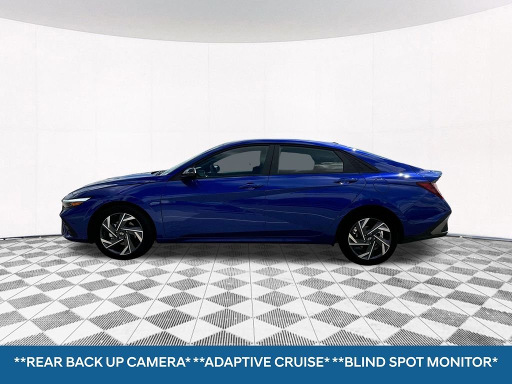 2025 Hyundai Elantra SEL - Photo 4