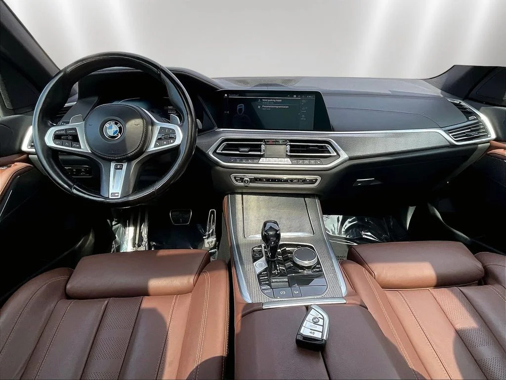 Used 2021 Black Sapphire Metallic BMW xDrive40i image 7