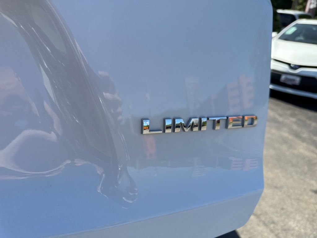 Used 2020 White Jeep Limited image 17