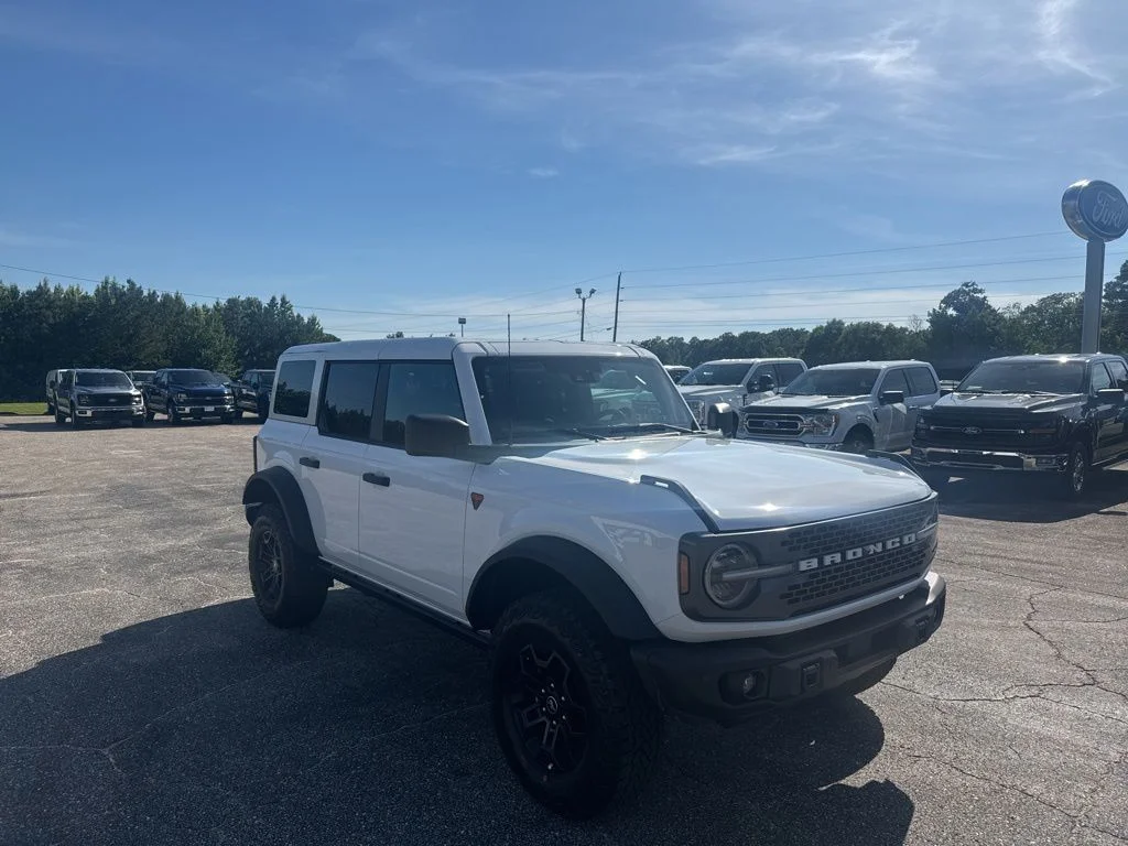 New 2026 White Ford Badlands image 17