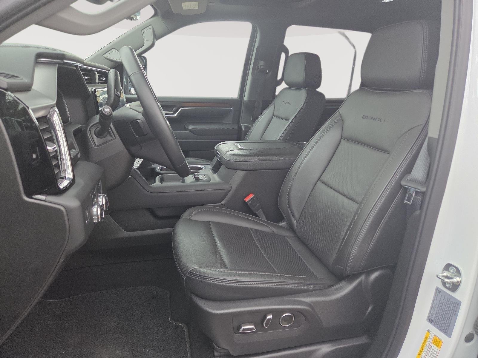 Used 2025 Summit White GMC Denali image 18