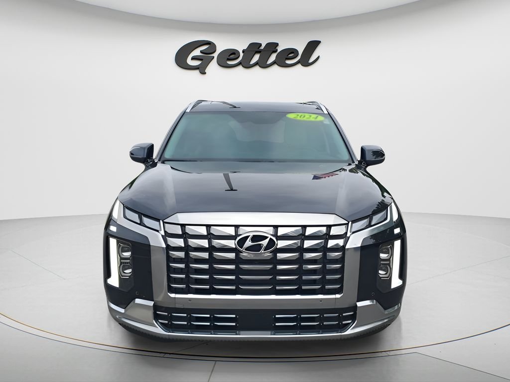 Used 2024 White Hyundai Calligraphy image 2