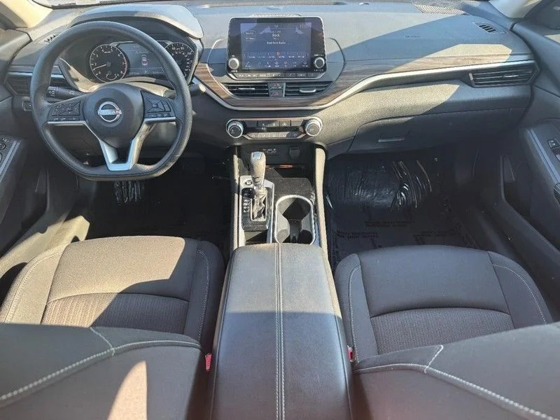 Used 2024 Gray Nissan 2.5 SV image 13