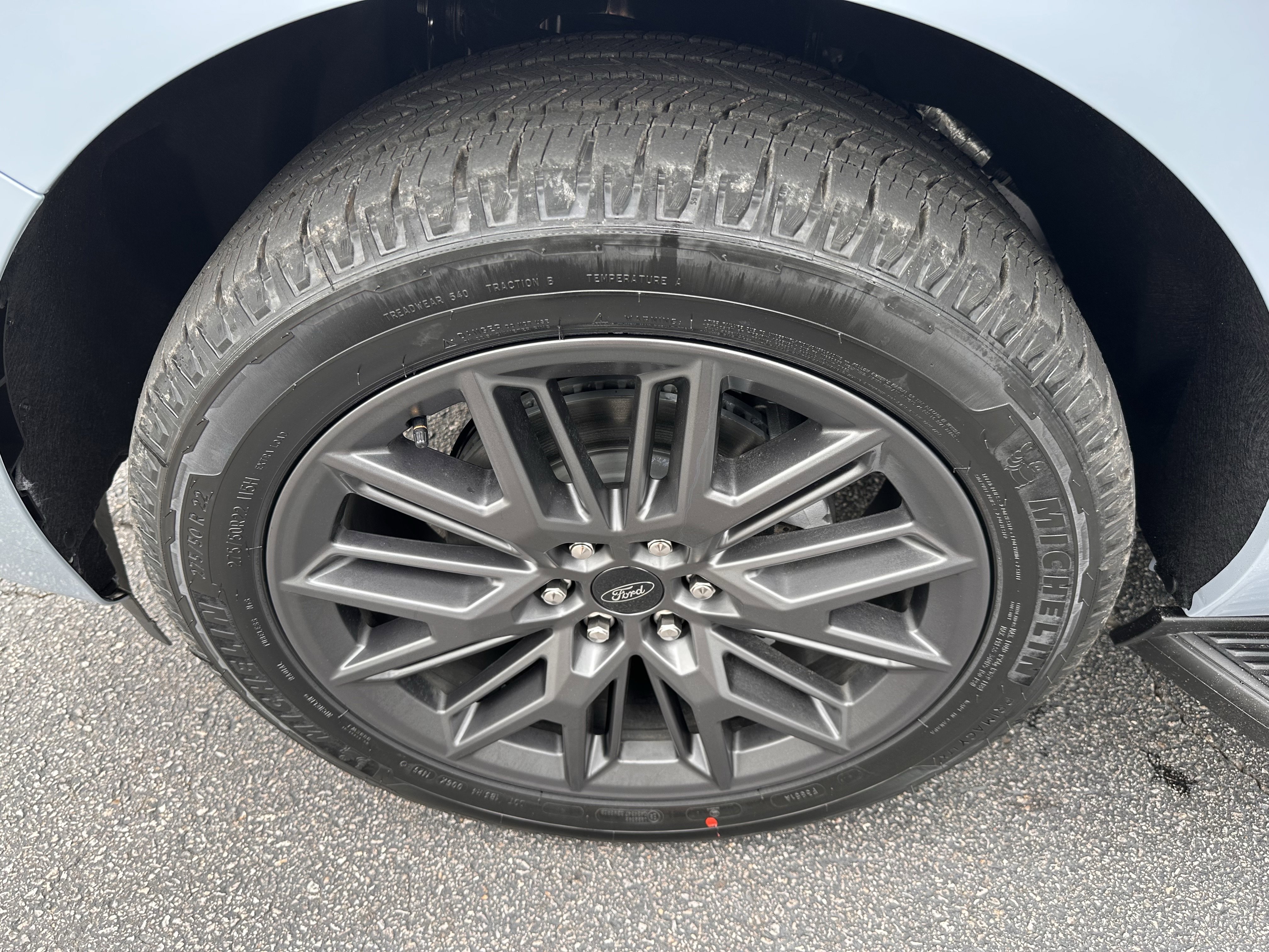 New 2026 Glacier Gray Metallic Tri-Coat Ford MAX Platinum® image 30