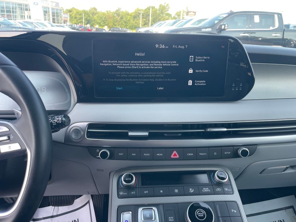 Used 2023 Black Hyundai SEL image 20