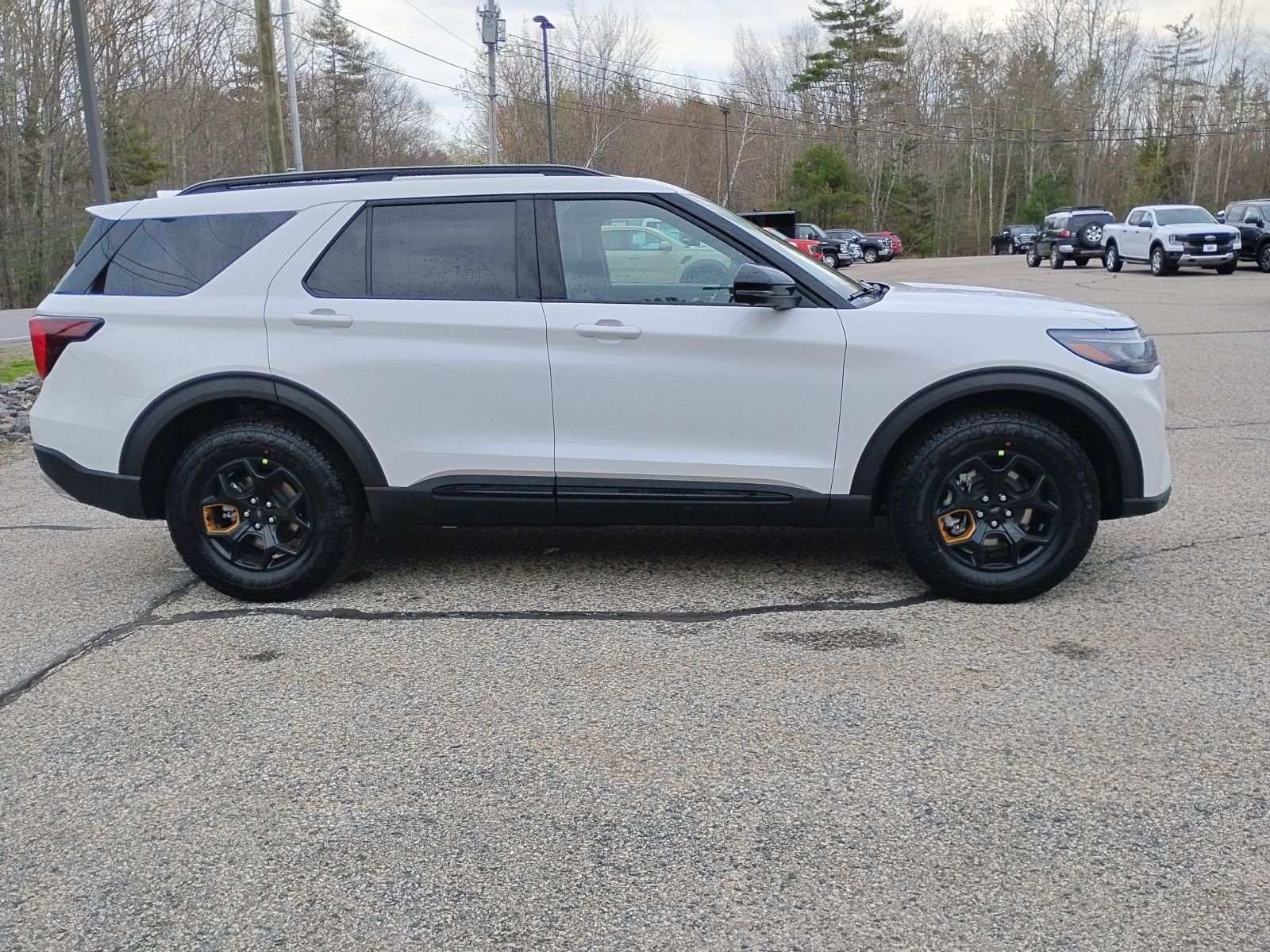 New 2026 Star White Metallic Tri-Coat Ford Tremor® image 8