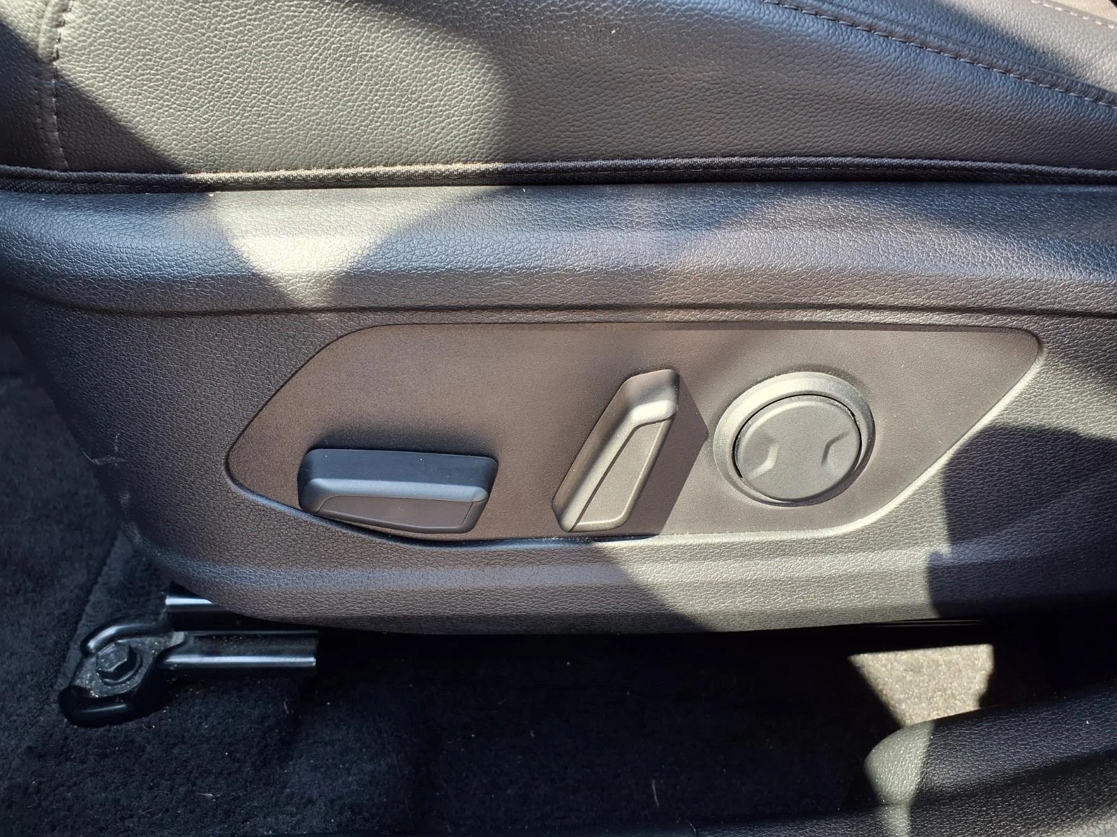 Used 2025 Wolf Gray KIA FODOR image 18