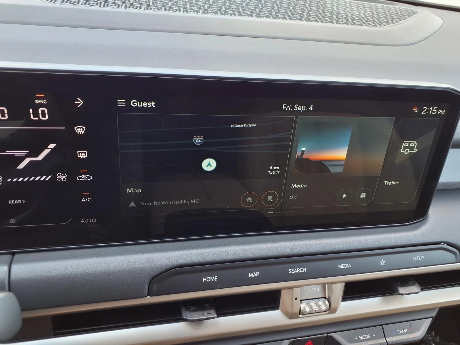 New 2027 Glacial White Pearl Kia EX image 3