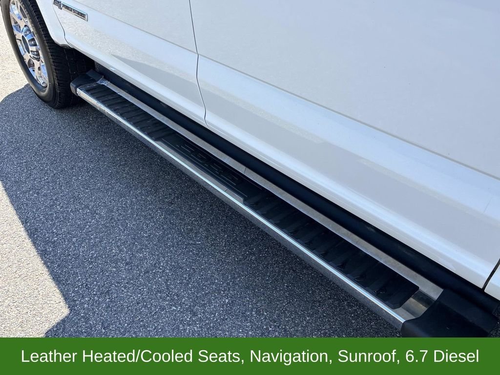 Used 2022 White Ford Lariat image 12