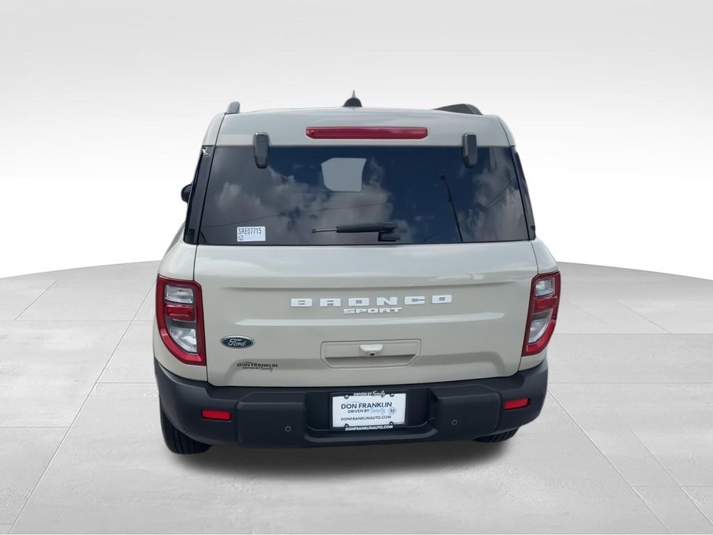 Used 2025 Beige Ford Big Bend image 9