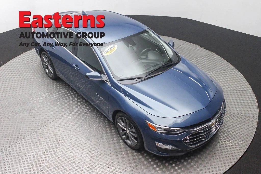 Used 2024 Blue Chevrolet LT image 3
