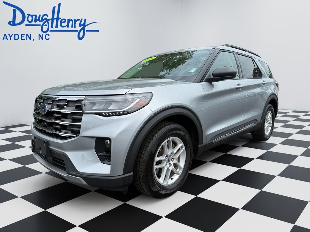 Used 2025 Silver Ford Active image 1
