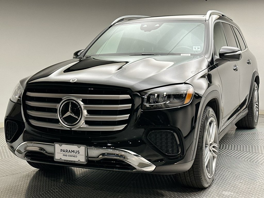2025 Mercedes-Benz GLS Base