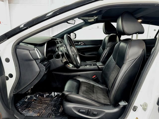 Used 2023 White Nissan SR image 12