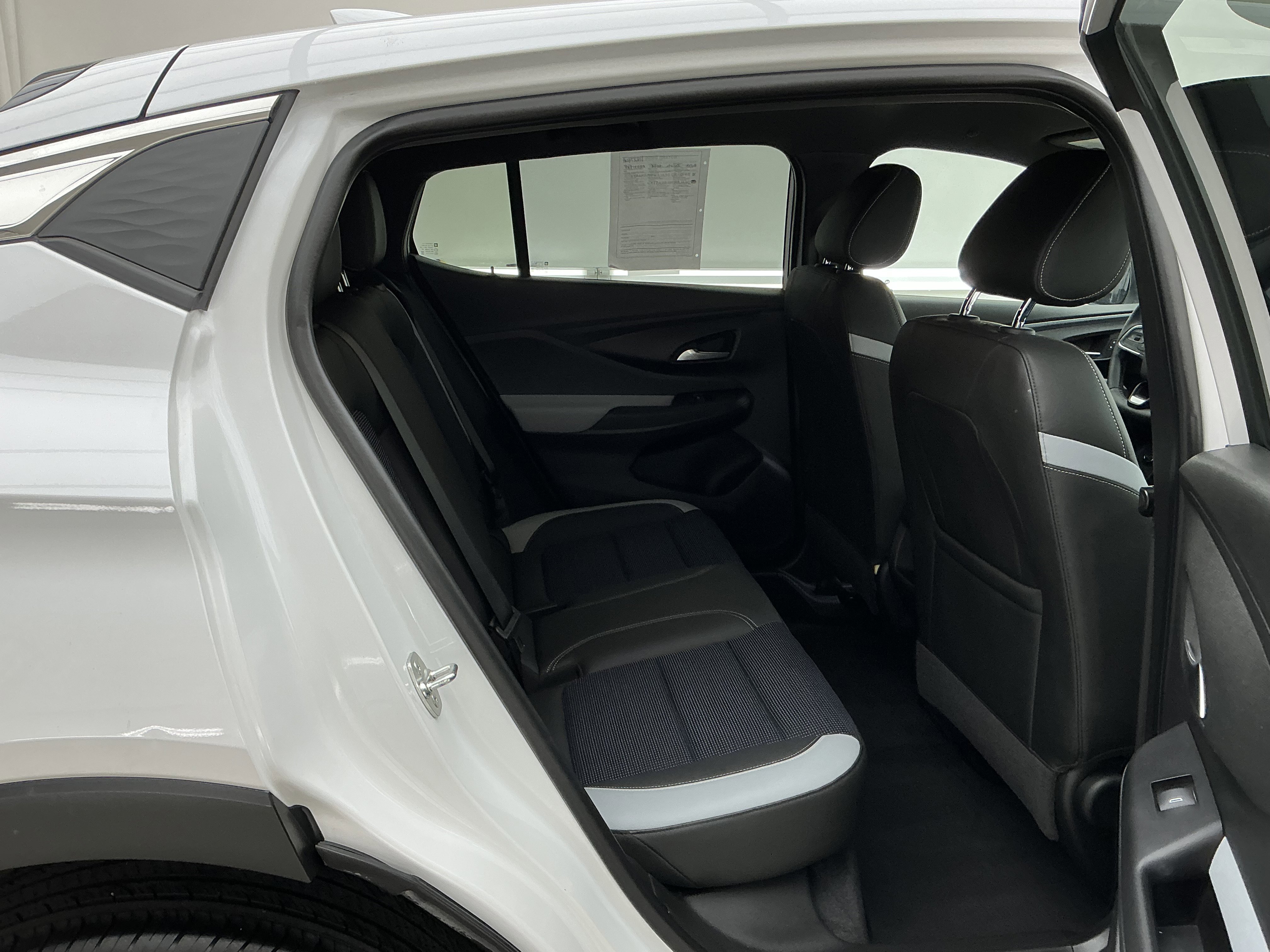 Used 2024 White Frost Tricoat Buick Preferred image 23