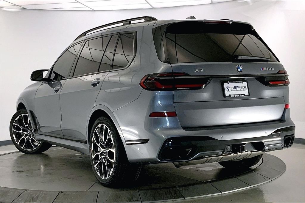 Certified Used 2024 Skyscraper Grey Metallic BMW  image 10