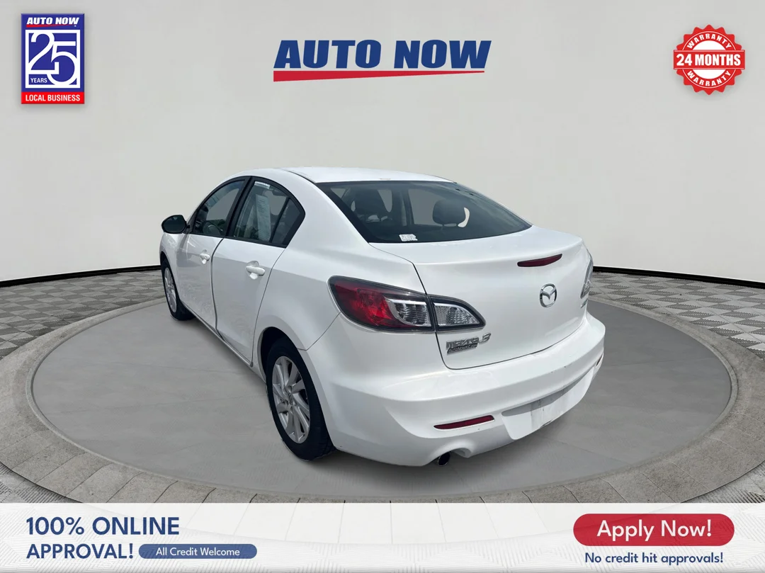 Used 2012 White Mazda i Grand Touring image 4