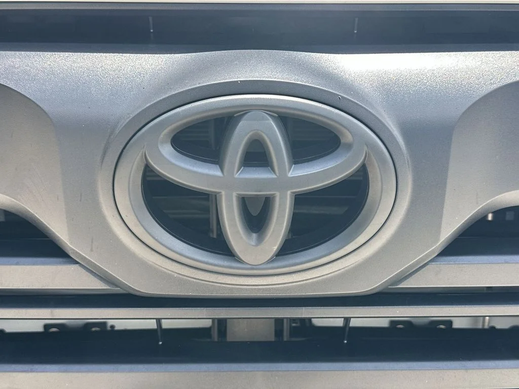 2025 Toyota Tundra Limited - Photo 31