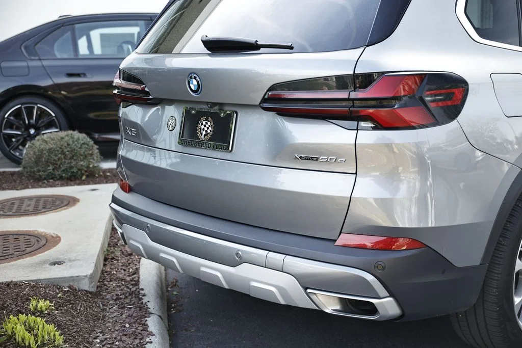Used 2024 Skyscraper Gray Metallic BMW xDrive50e image 9