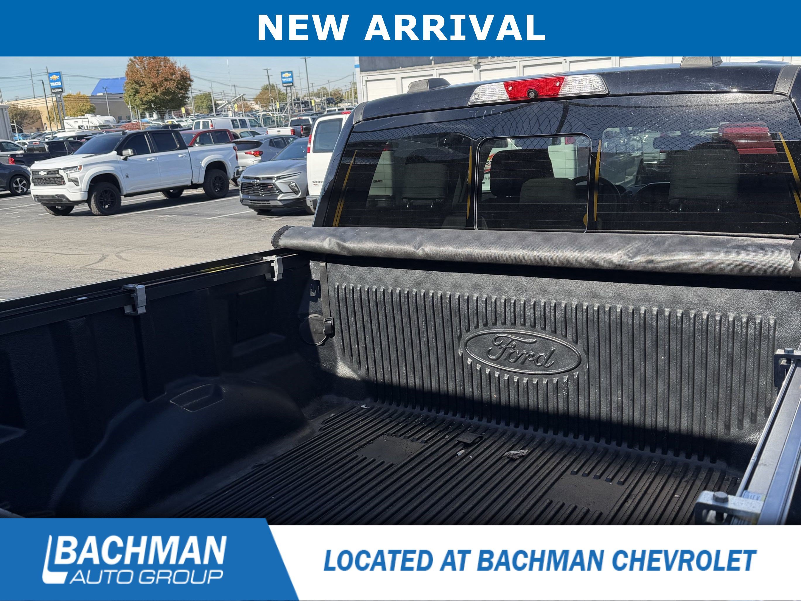 Used 2021 Agate Black Metallic Ford XLT image 9