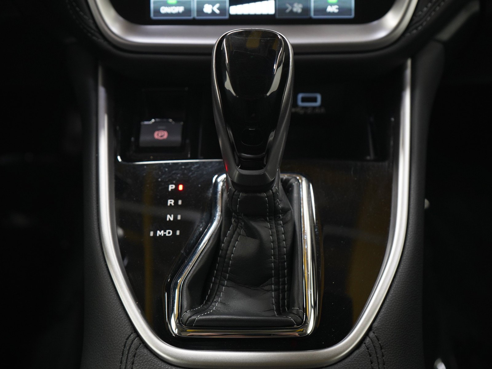 Used 2024 Cosmic Blue Pearl Subaru Limited image 19
