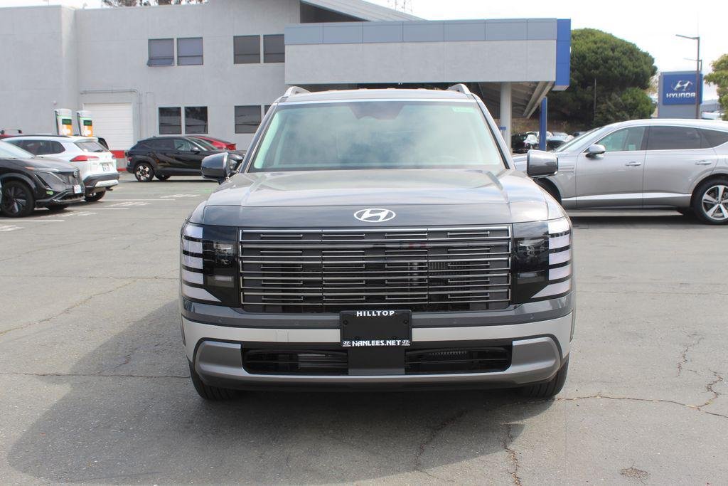 New 2026 Gray Hyundai Blue SEL 8P image 4