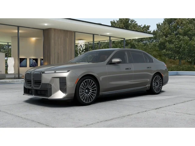 2027 BMW 740i 
