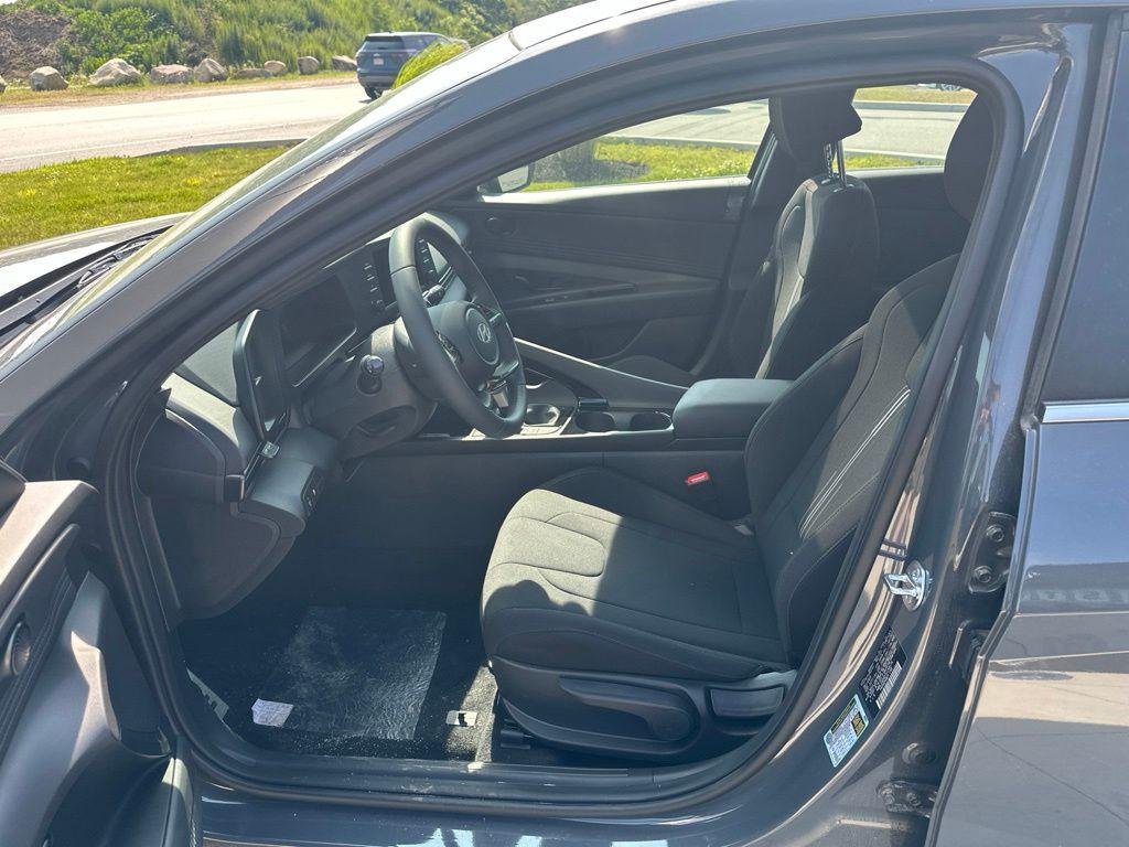 New 2026 Gray Hyundai SEL Sport Premium image 12