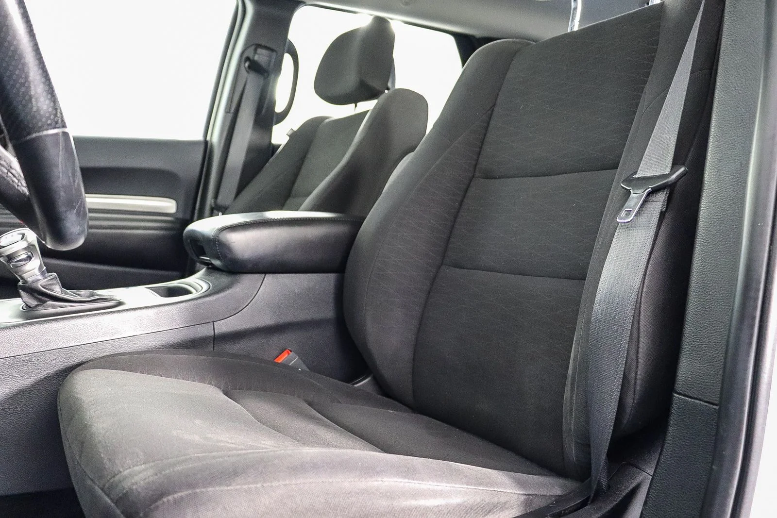 Used 2019 White Dodge SXT image 23