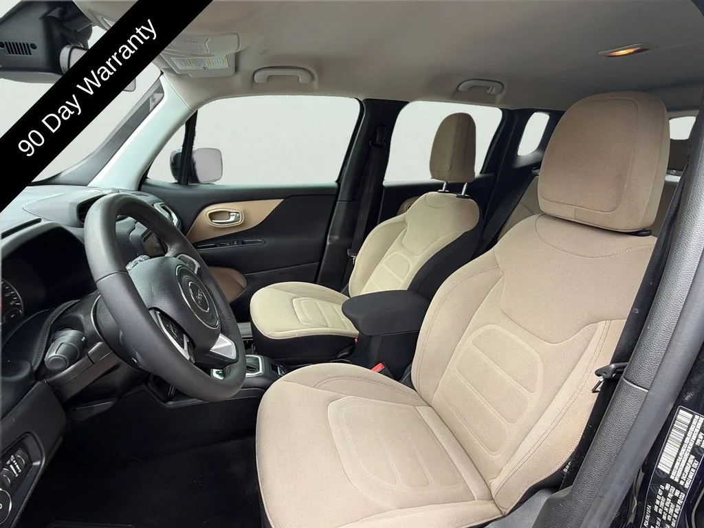 Used 2018 Black Jeep Latitude image 10