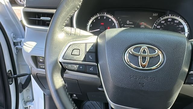 Used 2023 Beige Toyota XLE image 16