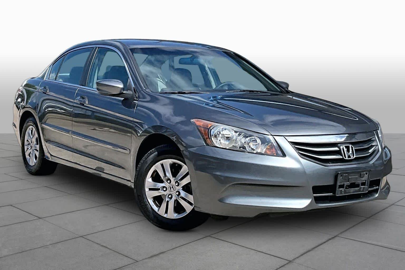Used 2012 Polished Metal Metallic Honda LX Premium image 2