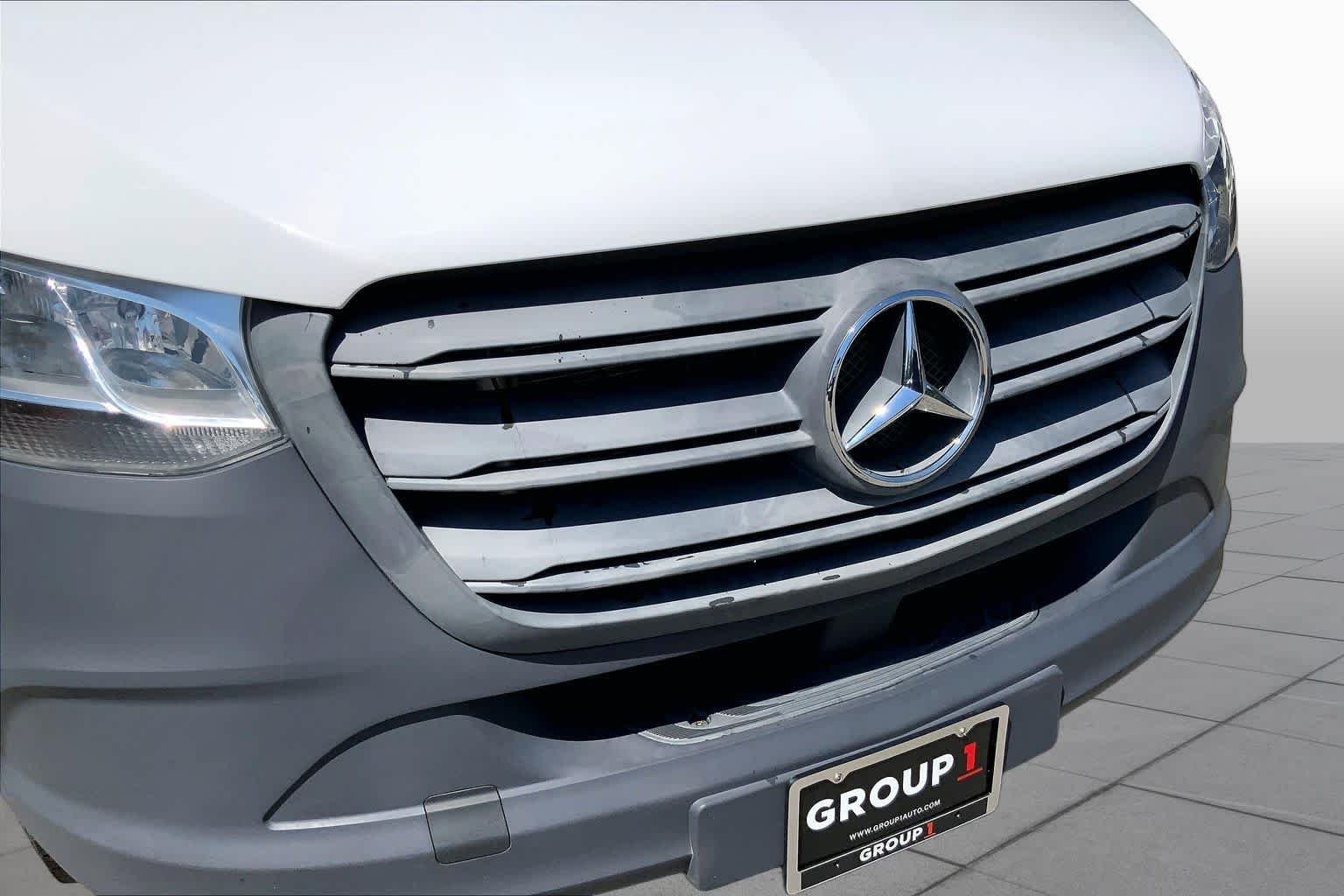 Used 2022 Arctic White Mercedes-Benz  image 31