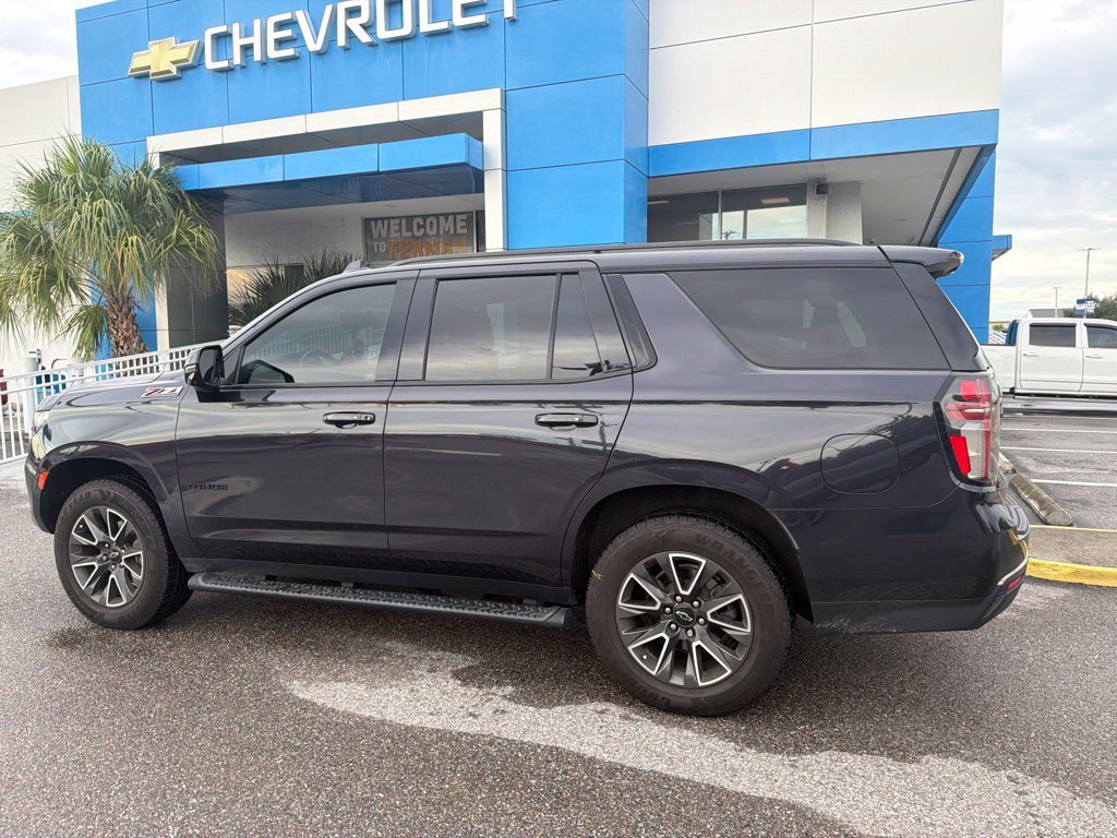 Used 2022 Gray Chevrolet Z71 image 5