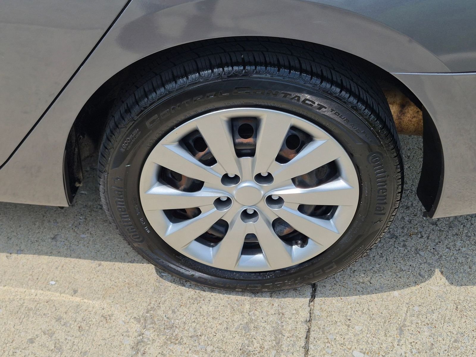 Certified Used 2017 Gun Metallic Nissan SV image 31