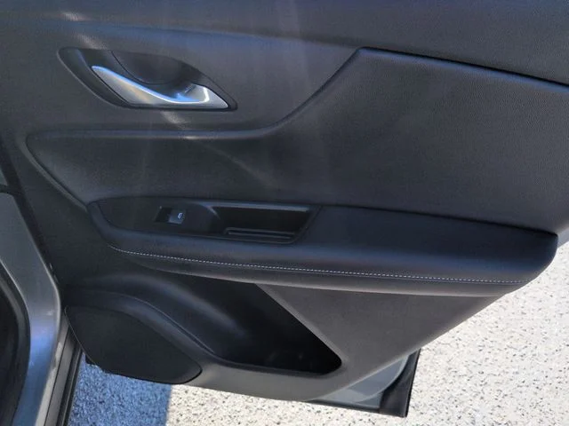 Used 2023 Gray Chevrolet LT image 31
