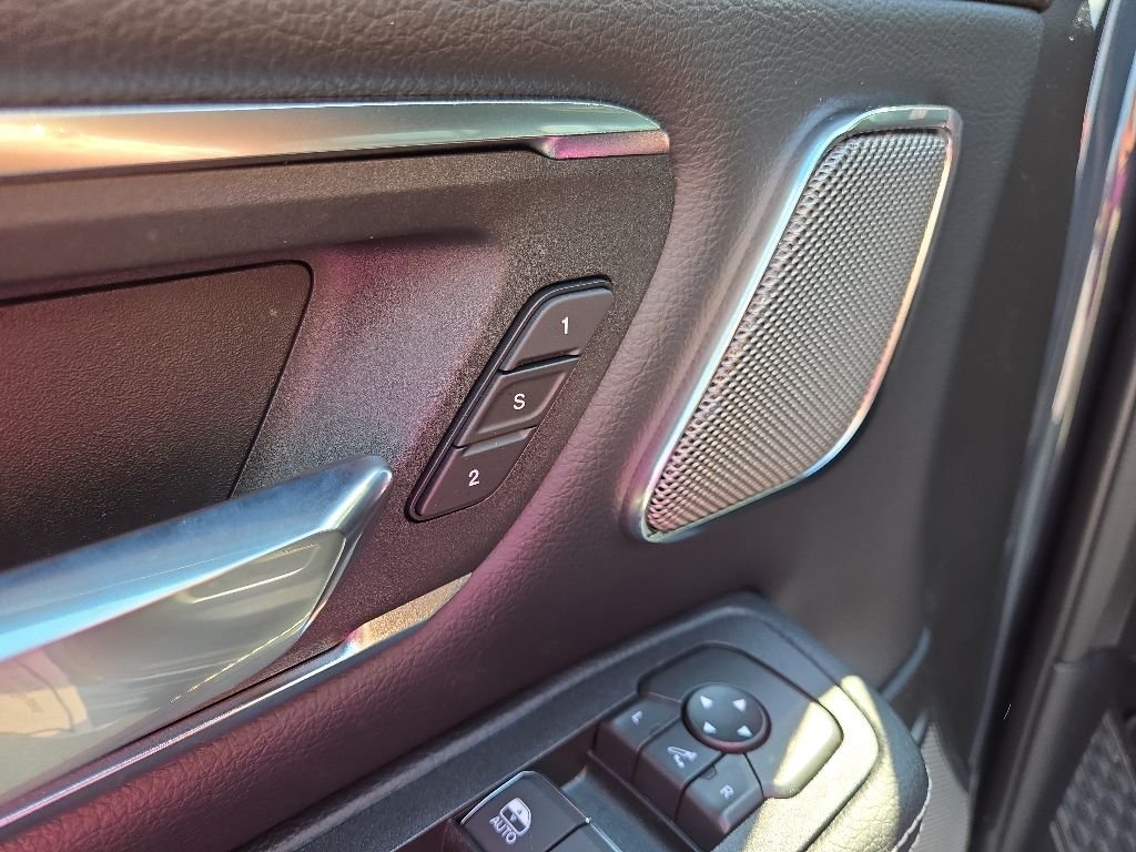 New 2026 Forged Blue Metallic Exterior Paint RAM Laramie image 38