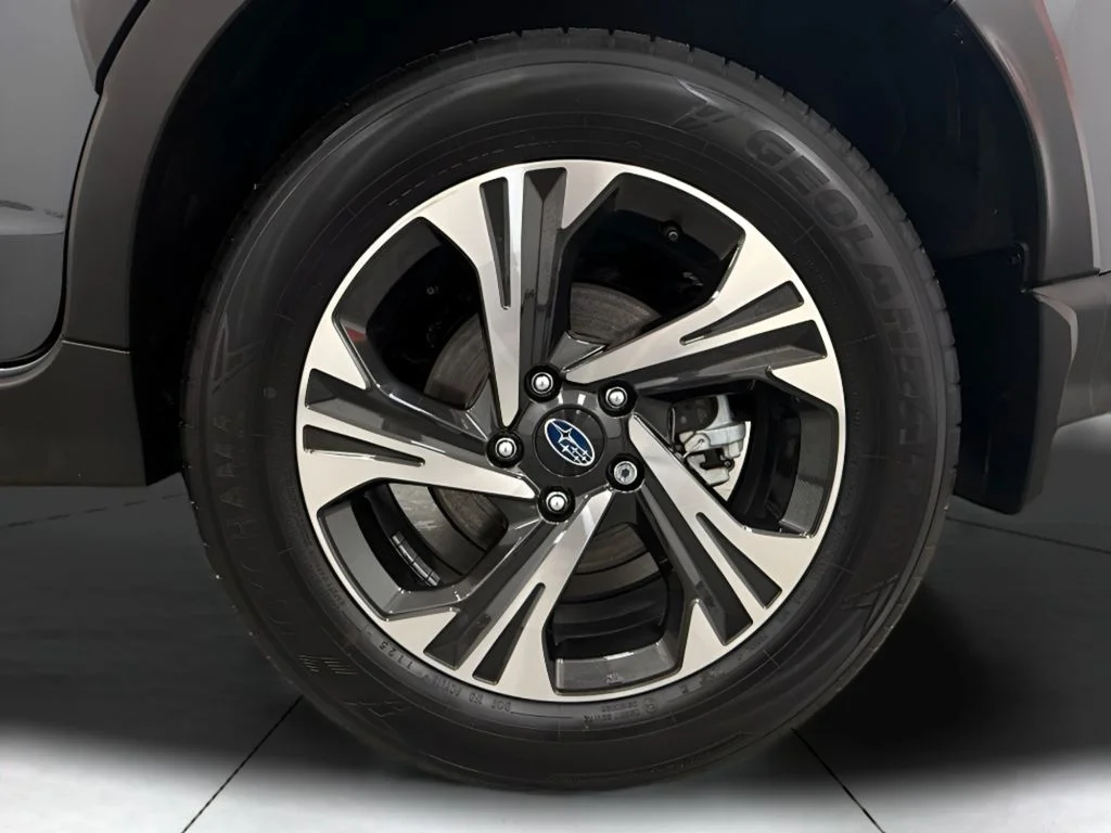Used 2025 Gray Subaru Premium image 30