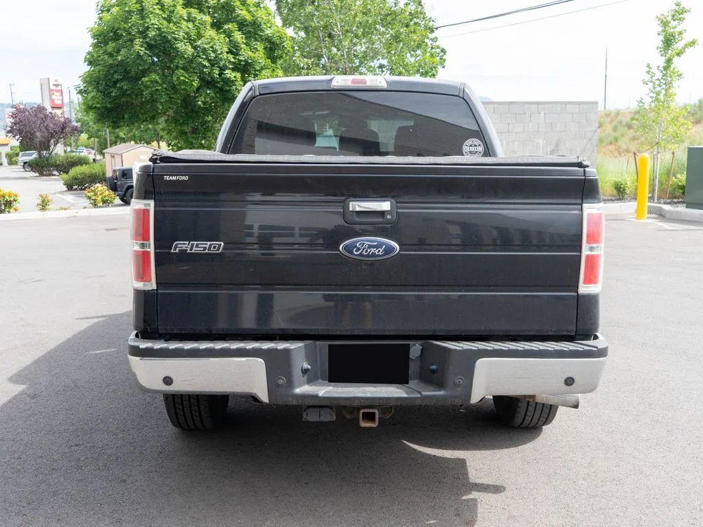 Used 2011 Black Ford XLT image 6