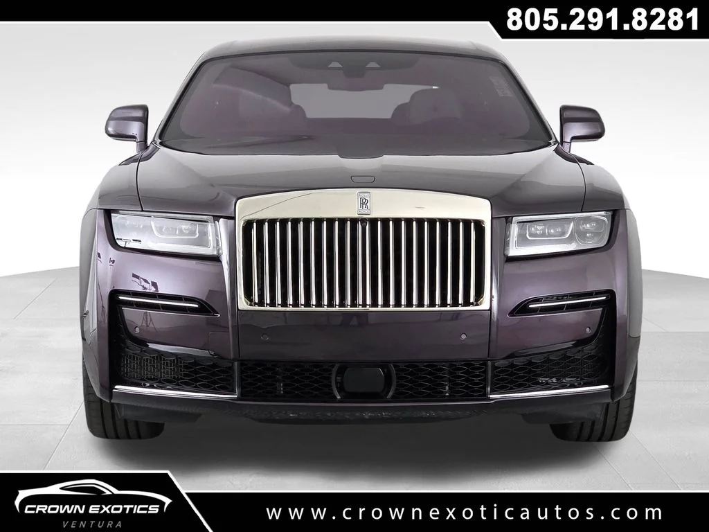 Used 2023 Purple Rolls-Royce Base image 2