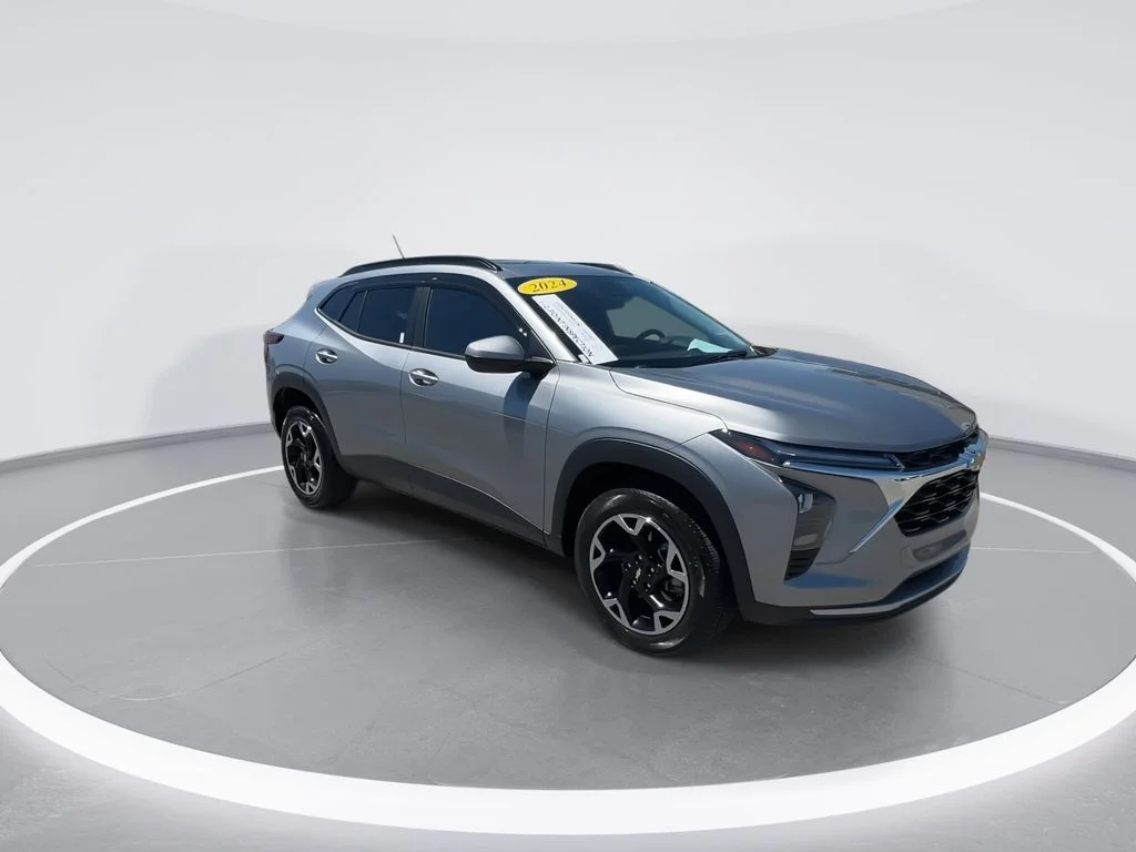 Used 2024 Gray Chevrolet LT image 2