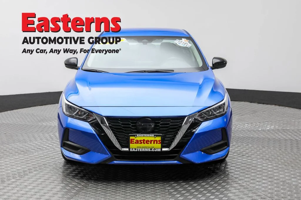 Used 2021 Blue Nissan SV image 2