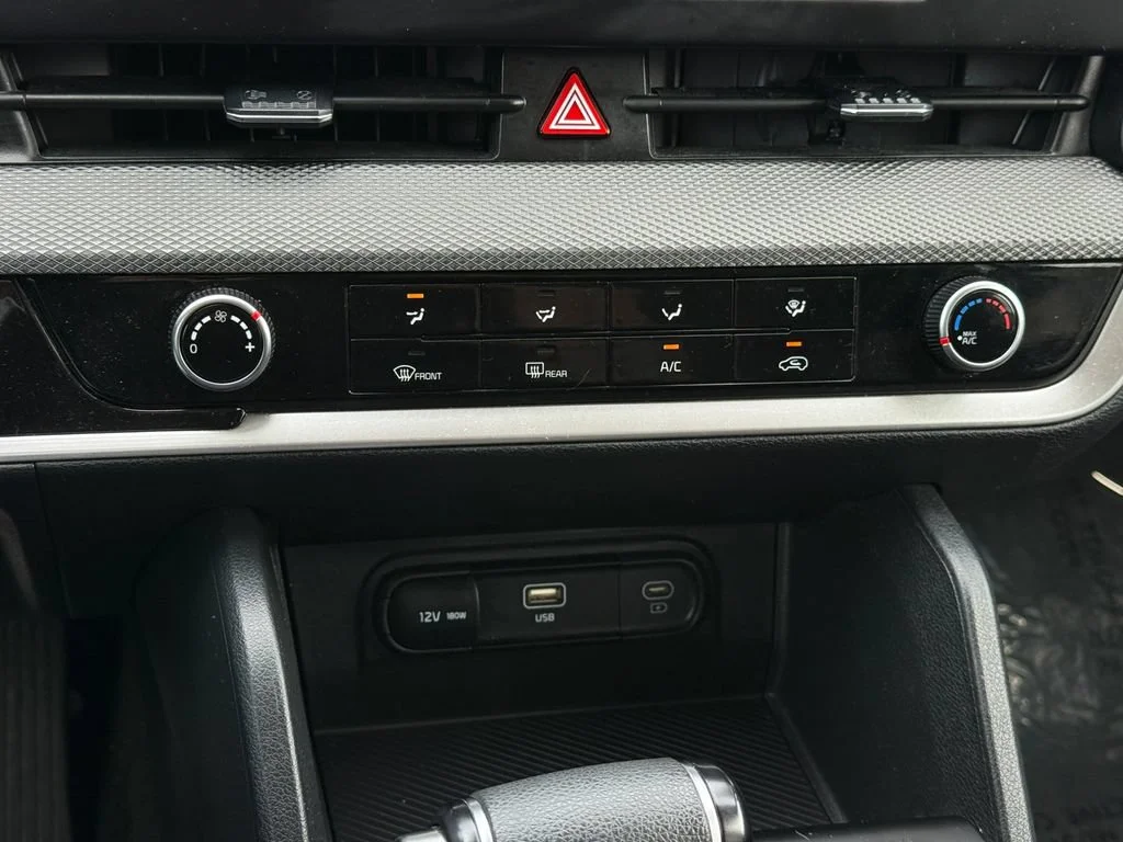 Used 2024 Gray Kia LX image 27
