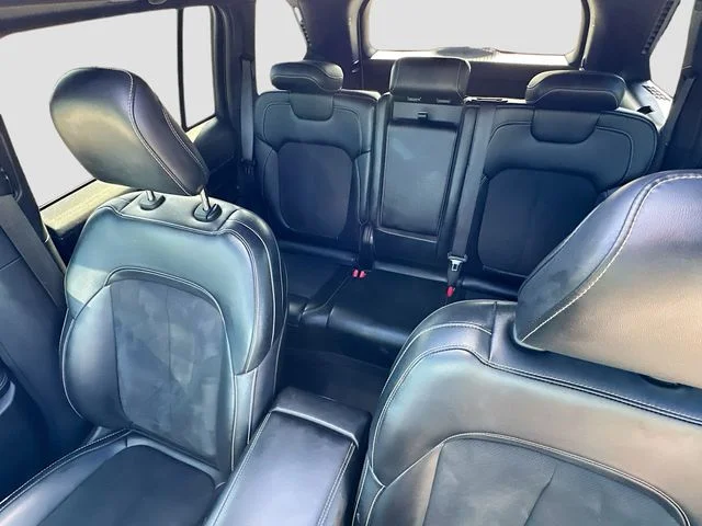 Used 2023 White/off-white Jeep Altitude X image 21