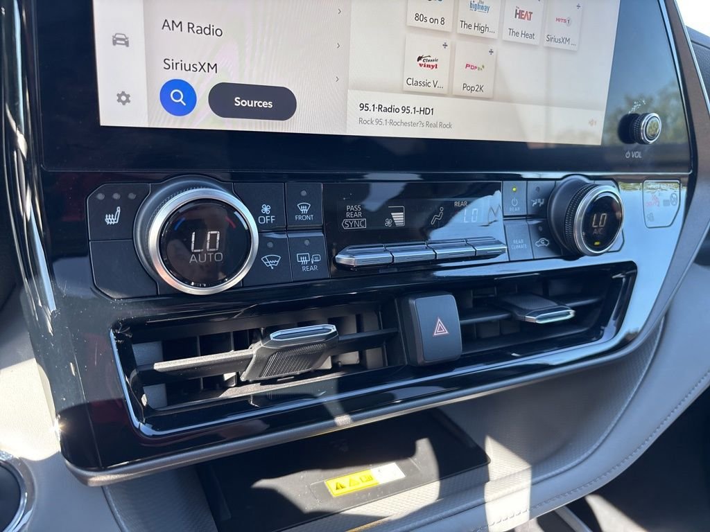 Used 2023 Silver Toyota XLE image 34