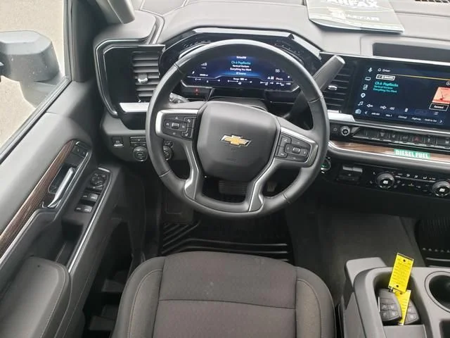 Used 2025 Gray Chevrolet LT image 15