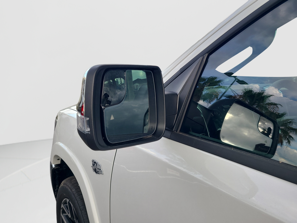 New 2026 Ivory White Tri-Coat Pearl-Coat Exterior Paint RAM Laramie image 27